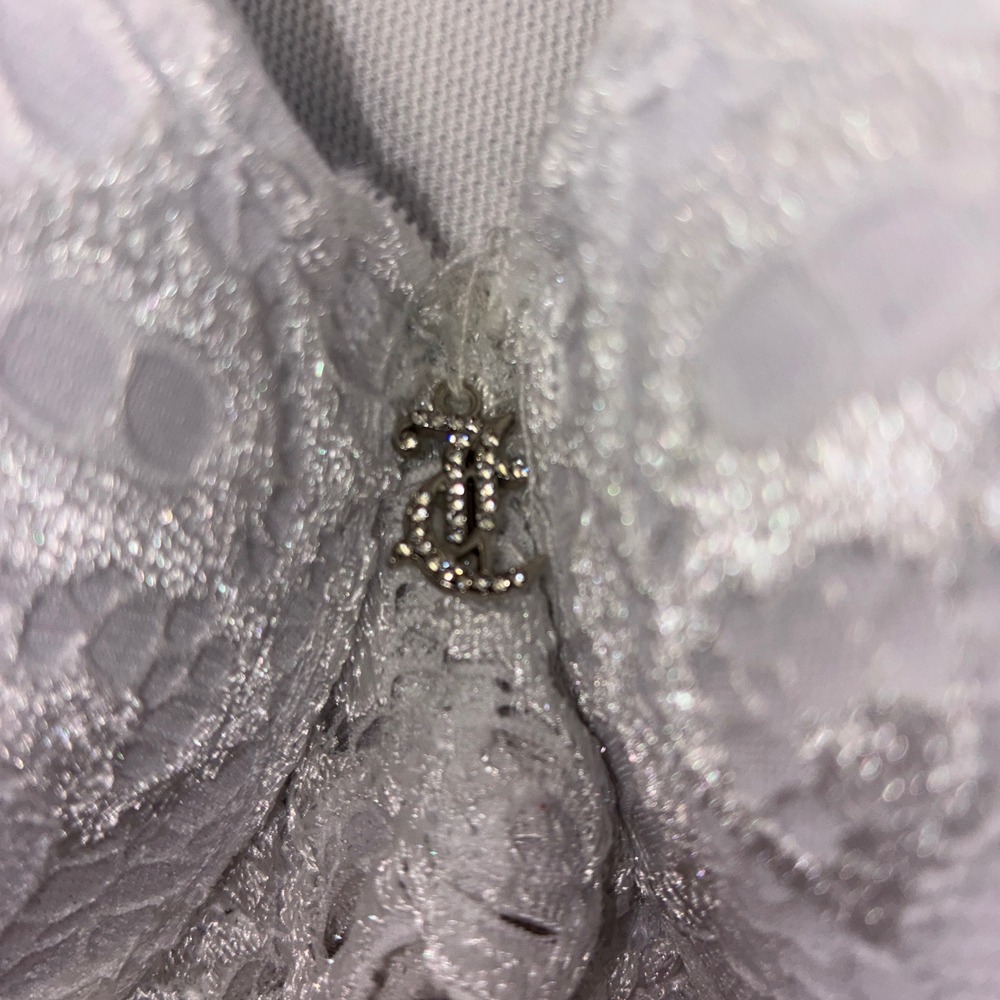 567 Coquette Juicy Couture Push Up Bra 34B White Floral Lace Rhinestone Logo
